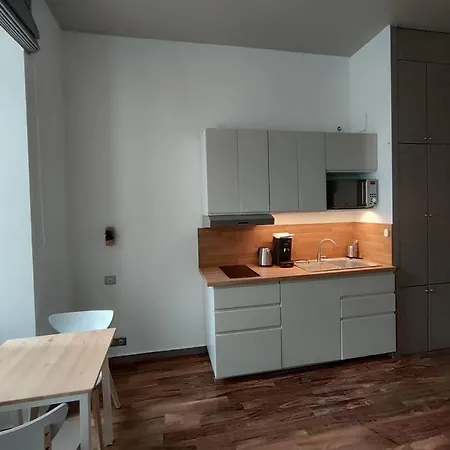 1er Etage Sur Cour Aux Chartrons Apartment